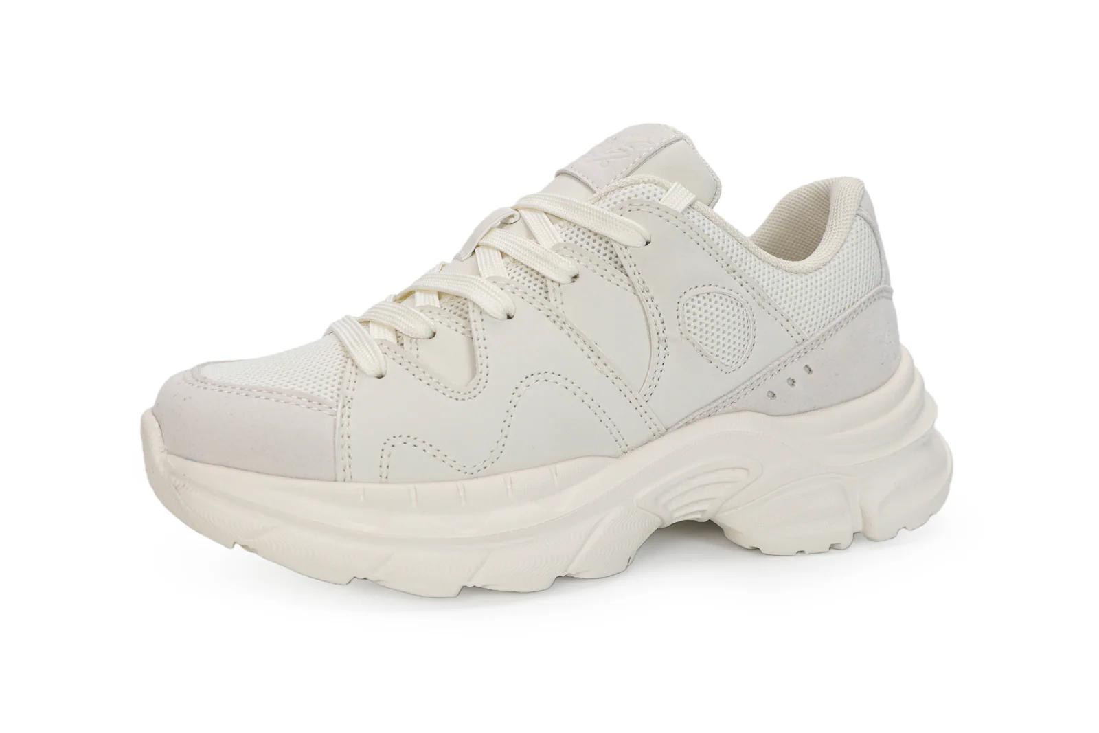 Zapatilla deportiva urbana 12 — Blanco / Marfil
